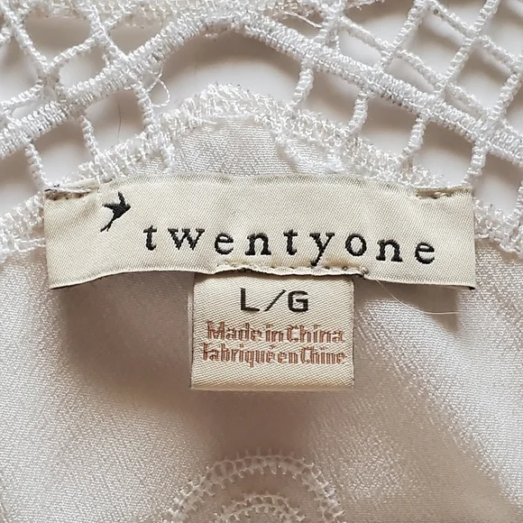 TWENTY ONE Off White Peasant Blouse - Picture 7 of 7